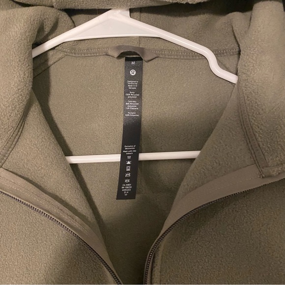 Lululemon Fleece Half Zip - Picture 4 of 4